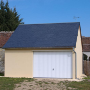 Garage béton préfabriqué 2 pentes et 1 porte