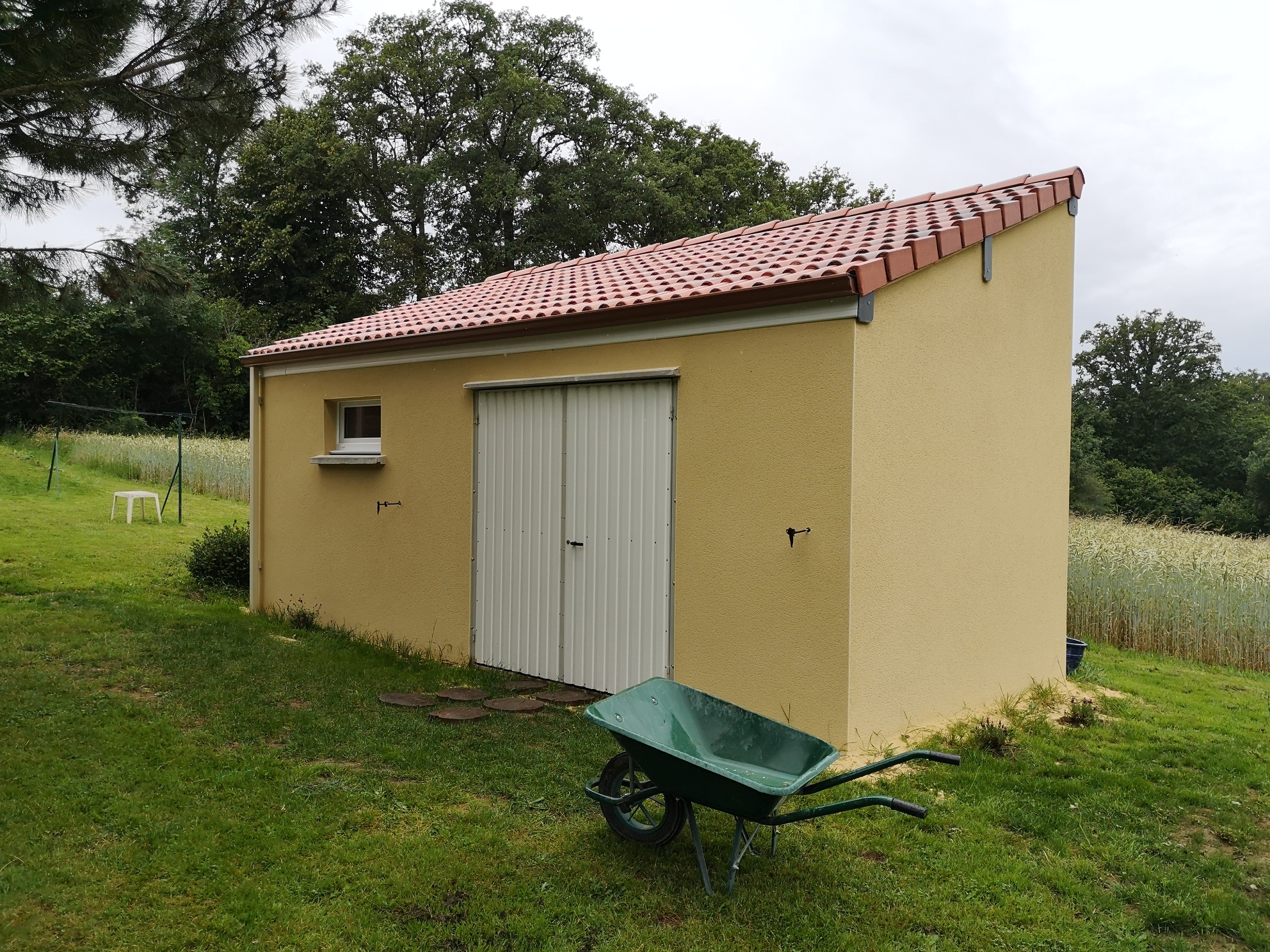 Abis de jardin préfabriqué avec toit à une seul pente
